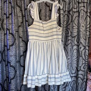 Beautiful white and blue stripe dress🤍💙